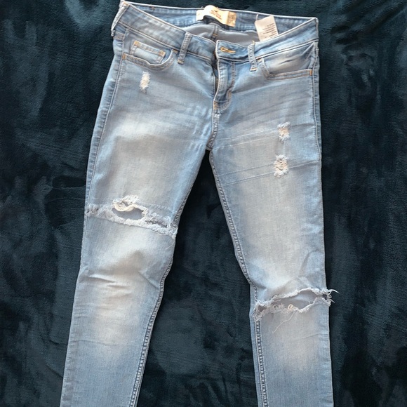 Hollister Denim - Hollister Jeans Hollister Denim - Hollister Jeans